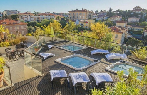 Carnot Apartment | Reserve your apartment in a **** hotel> Apartment 20