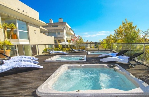 Carnot Apartment | Reserve your apartment in a **** hotel> Apartment 31