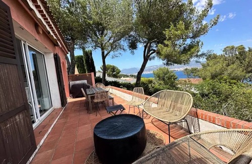 Saint-Mandrier-sur-Mer Villa | Residence 161-st Mandrier Sur Mer - Houses & Villas for 10 People