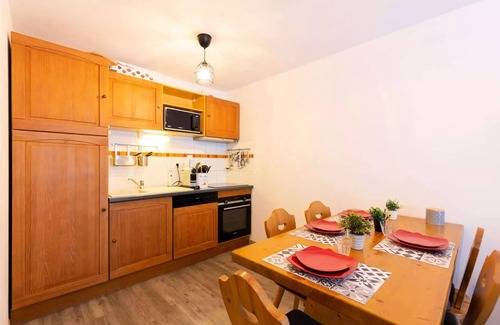 Vielle-Aure Apartment | Residence Ardoisieres Bat D - Apartment 6 people in Vielle Aure Indoor pool