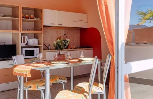 Oggebbio Apartment | Residence Casa & Vela with private beach, Oggebbio