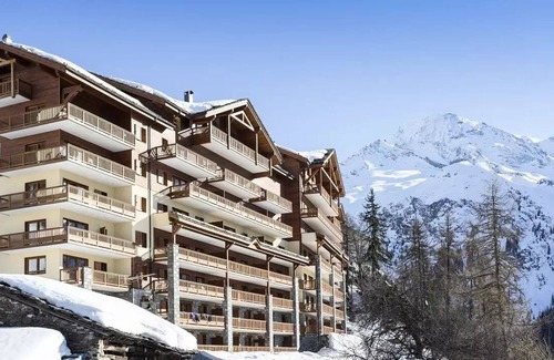 Sainte-Foy-Tarentaise Apartment | Residence Club MMV L'Etoile des Cimes* - 3 rooms for 6 people Comfort +