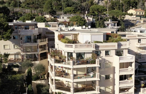 Cap d'Ail Apartment | Residence Garden Plaza in Monaco with splendid sea view pool and security