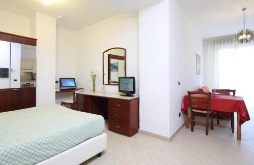 Deiva Marina Apartment | Residence Hotel Kriss