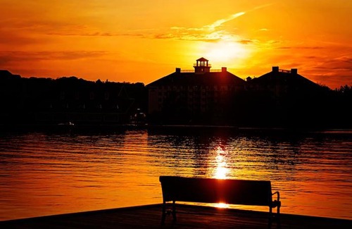 Gravenhurst Hotel | Residence Inn by Marriott Gravenhurst Muskoka Wharf