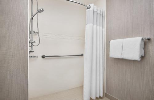 Austin Hotel | Residence Inn by Marriott Austin Airport