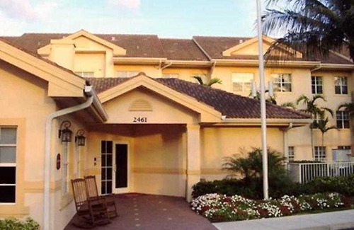 Villages of Palm Beach Lakes Hotel | Residence Inn West Palm Beach