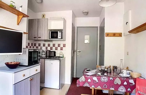 Les Bruyeres Apartment | Residence L'oree Des Pistes - 2 Rooms for 4 People