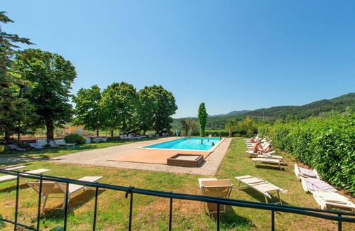 Ponte Agli Stolli Apartment | Residence la Poggerina (Apt. 54), at the gates of the Chianti region