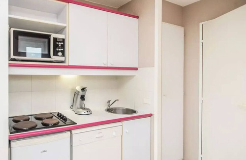 Giens Apartment | Residence La Pinède - maeva Home - 2 Room Apartment 5 People - Comfort