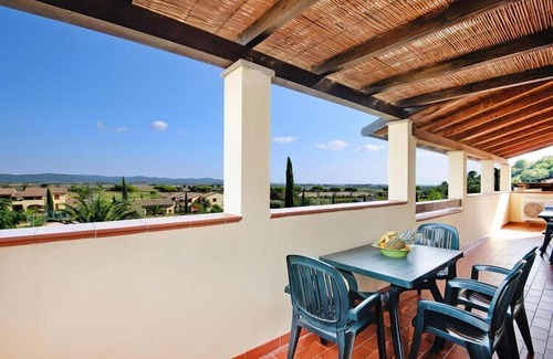 Campiglia Marittima Apartment | Residence Le Corti di Montepitti, Suvereto
