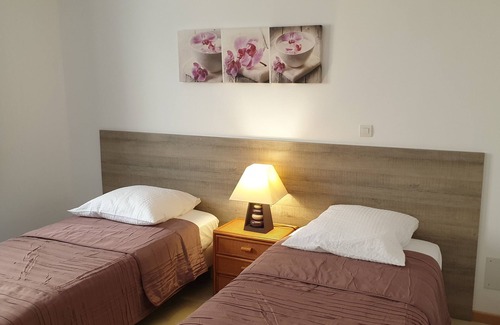 Labastide-de-Virac Cottage | RESIDENCE LE PARADISE ACQUIRED "GITE RUBIS
