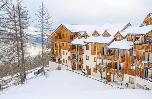 Les Orres Apartment | Residence Le Parc des Airelles * - 3 Rooms Duplex 10 People