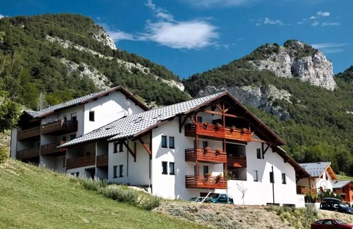 Avrieux Apartment | Residence Le Plein Soleil * - 3 Rooms 8/10 People Balcony