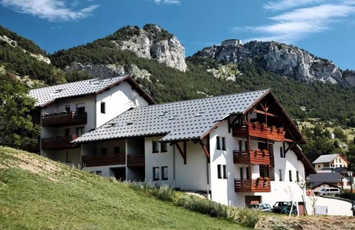 Avrieux Apartment | Residence Le Plein Soleil * - 3 Rooms 8/10 People Balcony