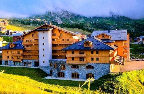 Plagne Soleil Apartment | Residence Le Sun Valley * - 3 Room Apartment for 6 People