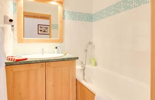 Les Bruyeres Apartment | Residence Les Chalets de l'Adonis **** - Studio 3 People