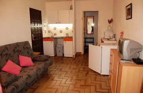 Port Leucate Apartment | Residence Les Cyclades - STUDIO 4 PERSONS 4 sleeping PORT LEUCATE. Ref: 2CYC 39A