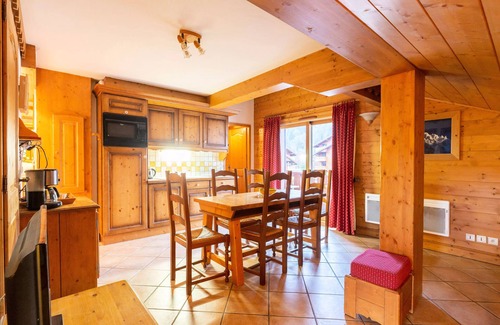 Les Carroz-d'Araches Apartment | Residence Les Fermes du Soleil - maeva Home - 3 room apartment 5 people - Selection