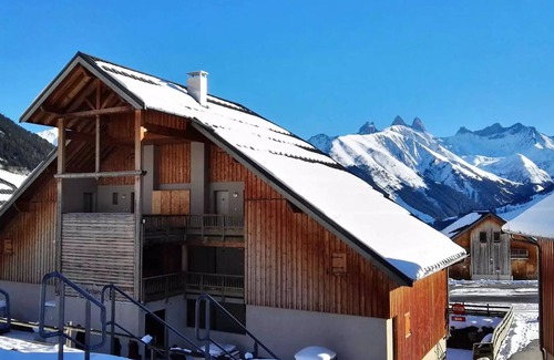 Saint-Sorlin-d'Arves Apartment | Residence Les Fermes de Saint Sorlin * - 5 Rooms Duplex Mountain Corner 12 People