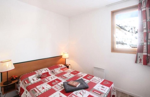 Saint-Sorlin-d'Arves Apartment | Residence Odalys Les Sybelles - 2 Rooms 3 People