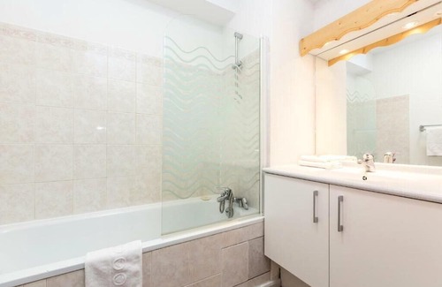 Saint-Sorlin-d'Arves Apartment | Residence Odalys Les Sybelles - 2 Rooms 3 People