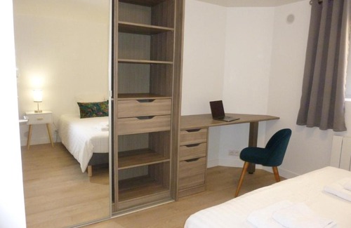 Centre Apartment | RESIDENCE ROCHEGUDE-Duplex n°4-NEAR LA DEFENSE-PARIS
