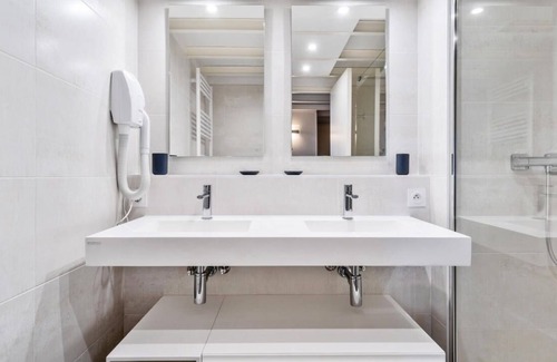 Le Croisic Apartment | Résidence Saint Goustan - maeva Home - 2 room apartment for 6 people with sea view - Prestige - Super Home
