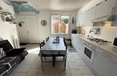 Saint-Jean-de-Monts Villa | Residence Sj000-07p-saint Jean De Monts - But 2 rooms 4 beds SAINT JEAN DE MONTS