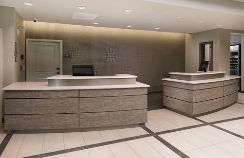 I-435 West KC-KS Hotel | Residence Inn by Marriott Kansas City at The Legends
