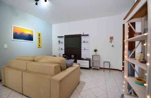 Lagoa da Conceicao Apartment | Residencial Ilha do Sol no Centrinho da Lagoa - LDI004