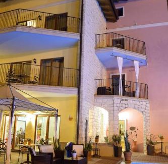 Riva del Garda Apartment | Residenza Le Due Torri