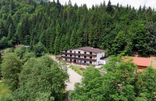 Zarnesti Bed & Breakfast | Resort 7 Crai - Cabana Craiul Crailor