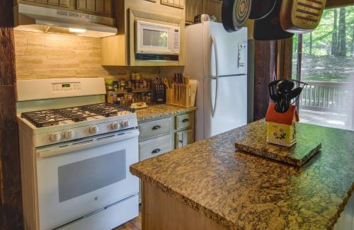 Treasure Lake House | Resort Amenities Family-Friendly DuBois Cabin