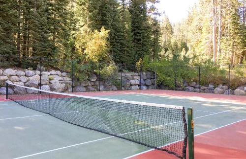Olympic Valley Apartment | Resort at Everline Resort & Spa #560