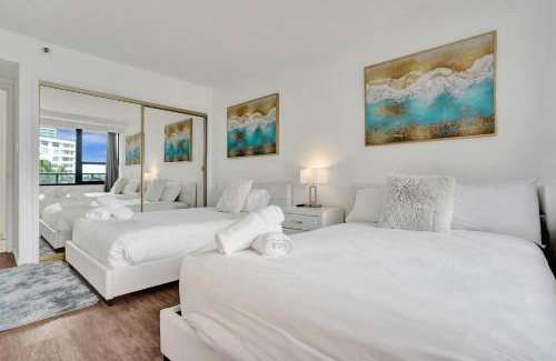 Mid Beach Apartment | Resort beach condo w beach service 601