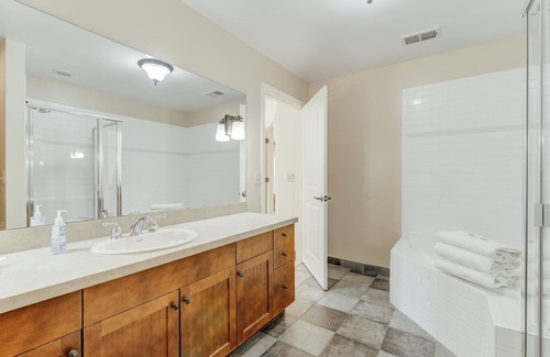 Vernon Condo | Resort | Fireplace | Free WiFi | Pool | Hot Tub | 2nd Floor | 06-23