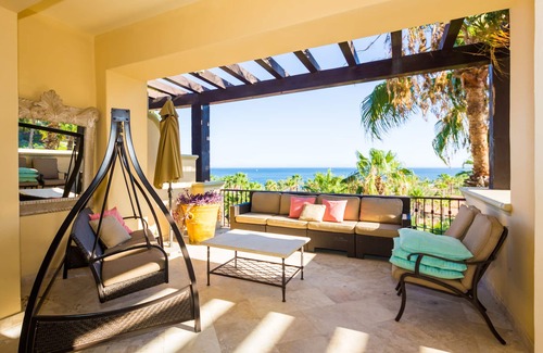 Cabo Bello Condo | Resort Living in Ocean View Penthouse at Esperanza