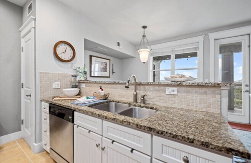 Red Fish Cove Apartment | Resort Living on the Bay! 2 bed 2 bath, Gorgeous views
