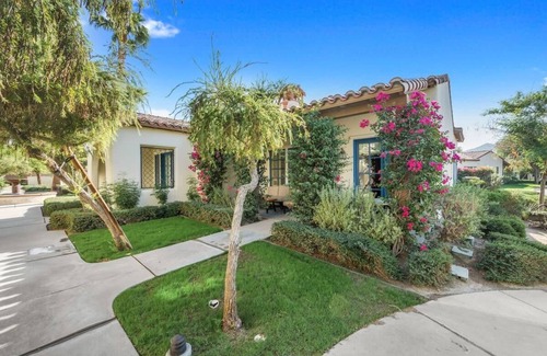 La Quinta Villa | Resort Luxury Villa 12 pools, 11 hot tubs, balcony