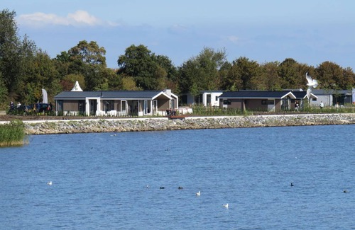 Bovenkarspel House | Resort Markermeer 2