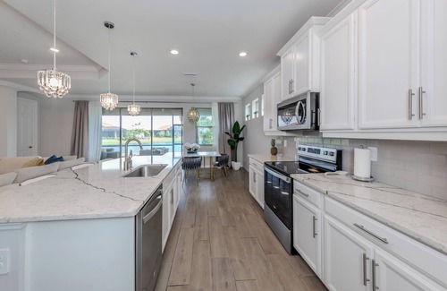 Nokomis House | Resort-style House on the lakefront