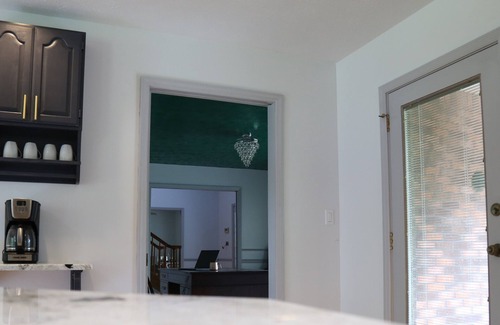 LaGrange House | Rest, Relax, Repeat