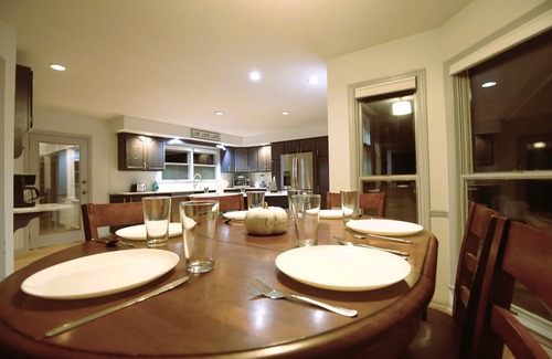 LaGrange House | Rest, Relax, Repeat