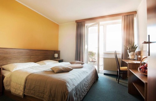 Nemcavci Hotel | Restavracija in prenočišča ČARDA
