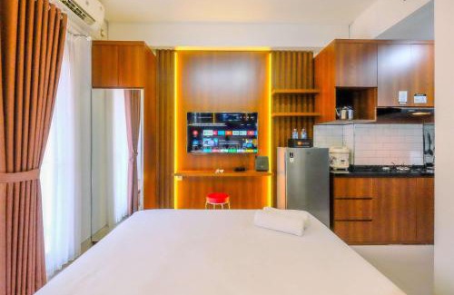Depok Apartment | Restful and Minimalist Studio Transpark Cibubur Apartment By Travelio