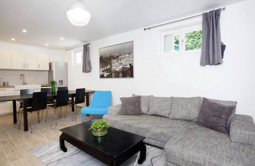 Monmousseau-Verollot Apartment | Restful House Grand Paris - 3 ch - 2 sdb - Calme - 25 Minutes de Paris