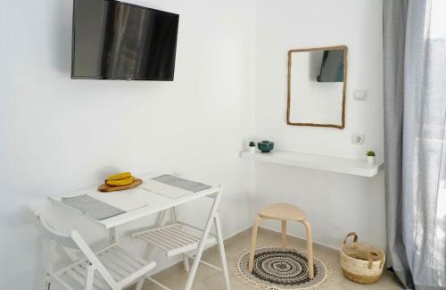 Alikanas Apartment | Restful Studio at Xenios Avlais