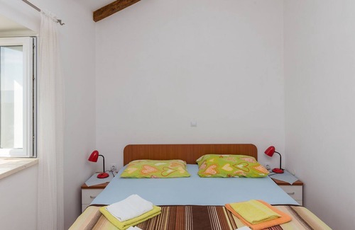 Kolocep Island Apartment | Restful Villa in Dalmatia with Garden