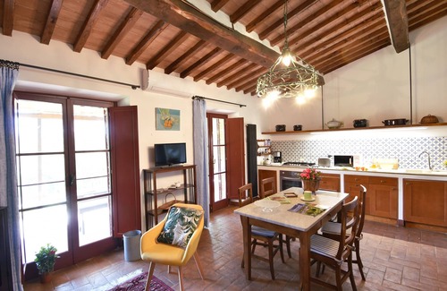 Villa Parigini House | Restored Barn in Chianti property - with large pool, terrace, views, wi-fi